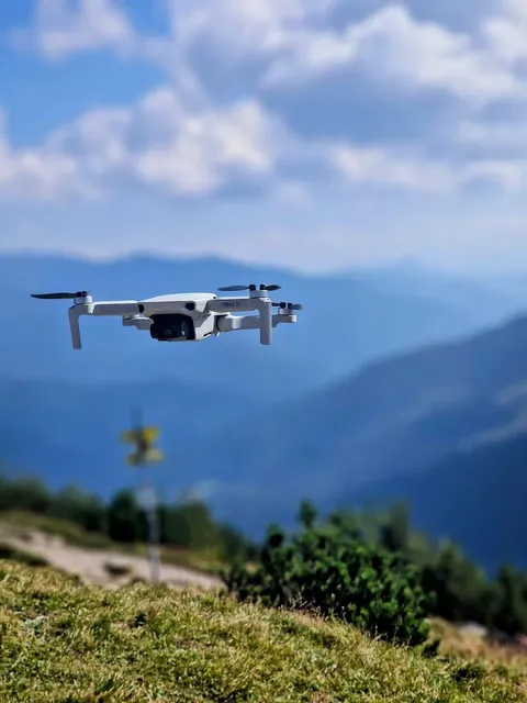 %name Tobyrich Vegas: Gaming Drones for Dogfights, Races & Stunts