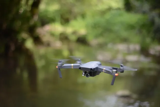 hubsan h107d x4 mini rtf quadcopter with fpv camera black ovayth4ssb0bpt18fos0wl97x1n2tevofhva9qlvw0 Beginner Drones   Top 3 Cheap & Have a good quality for new players